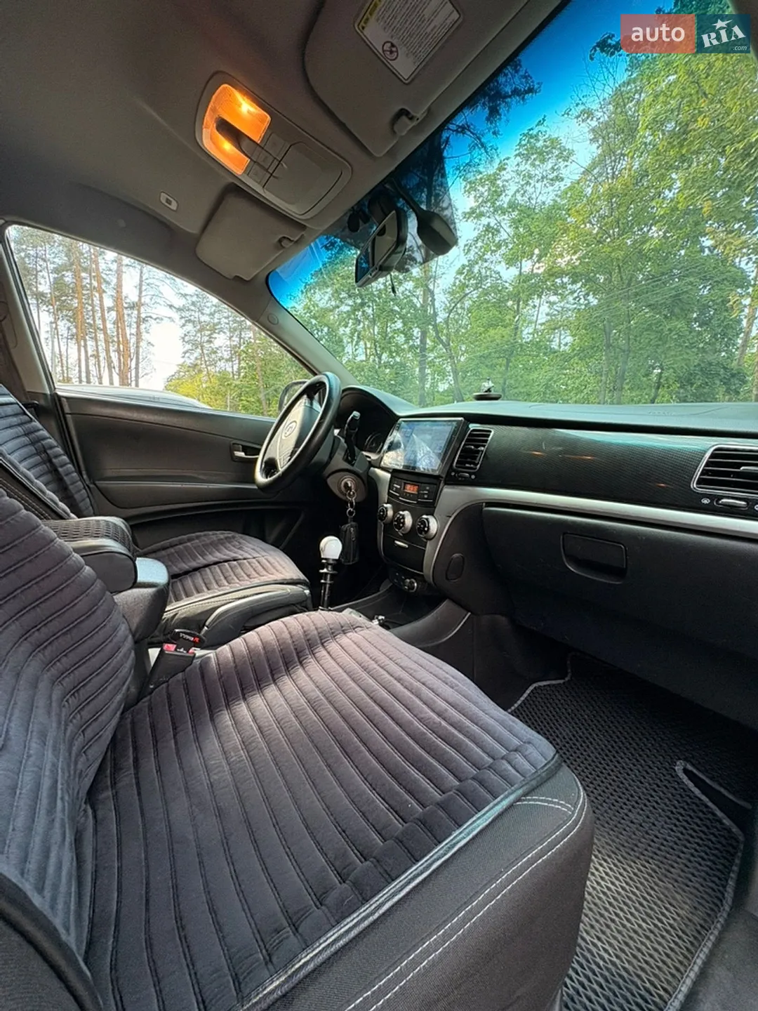 2012 SsangYong Korando - мініатюра 8