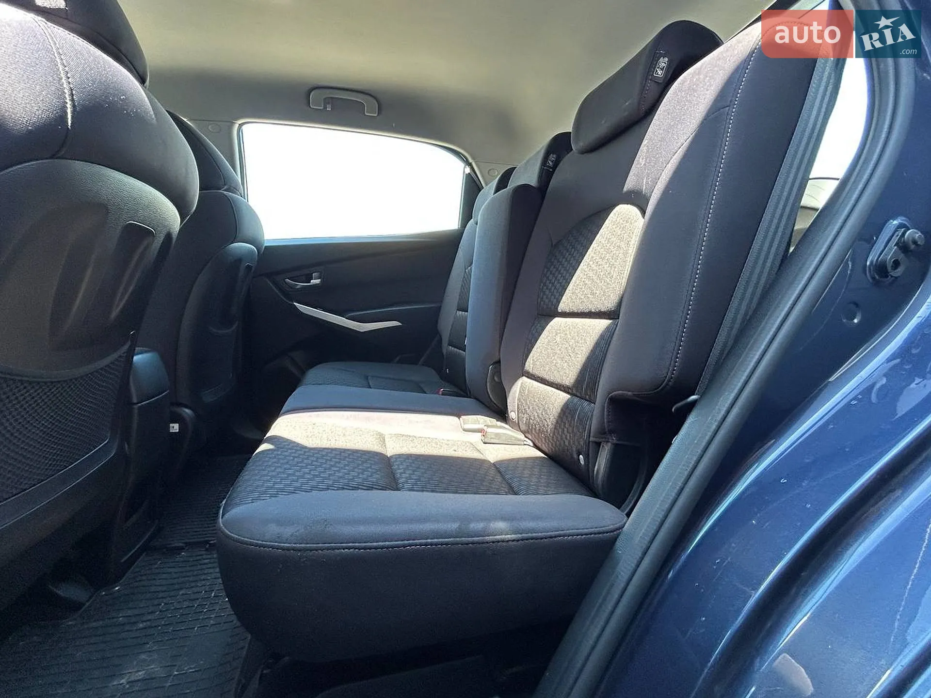 2014 SsangYong Korando - мініатюра 11