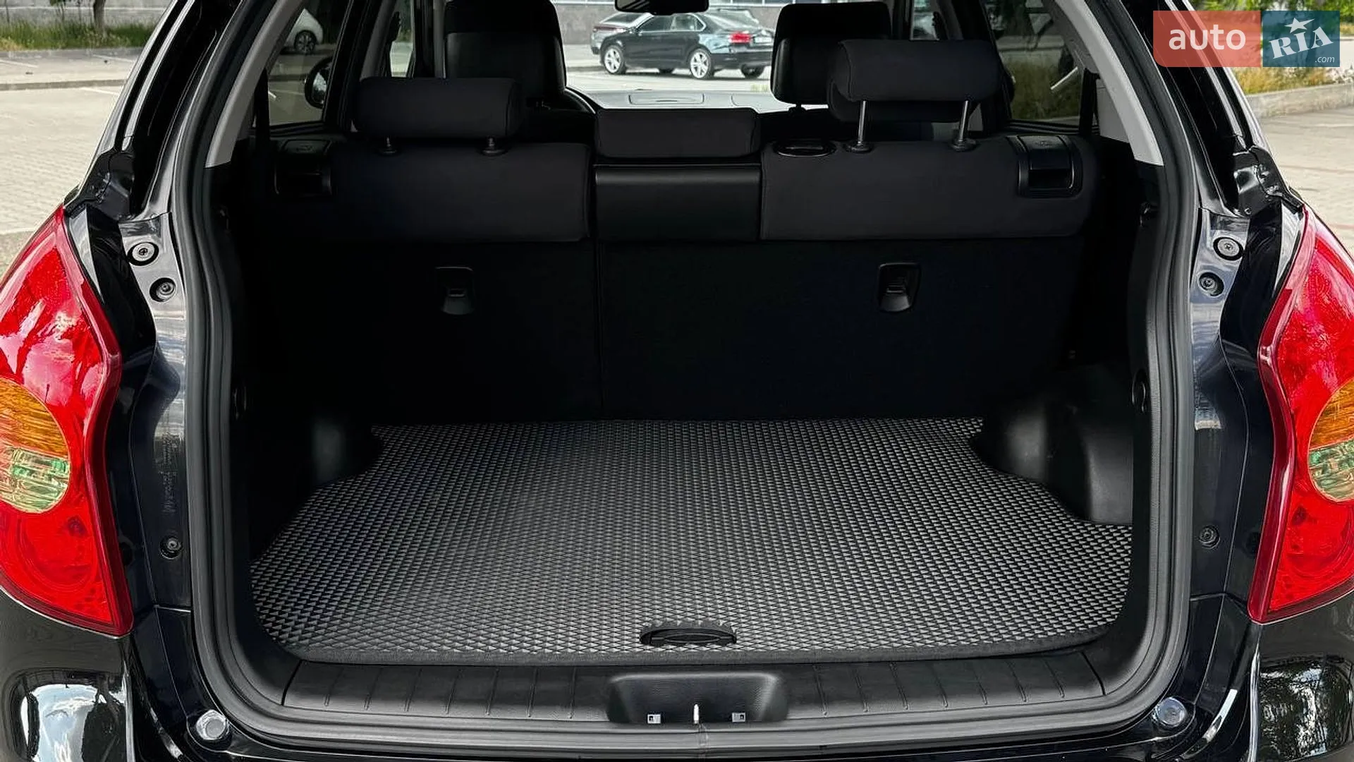 2011 SsangYong Korando - мініатюра 10