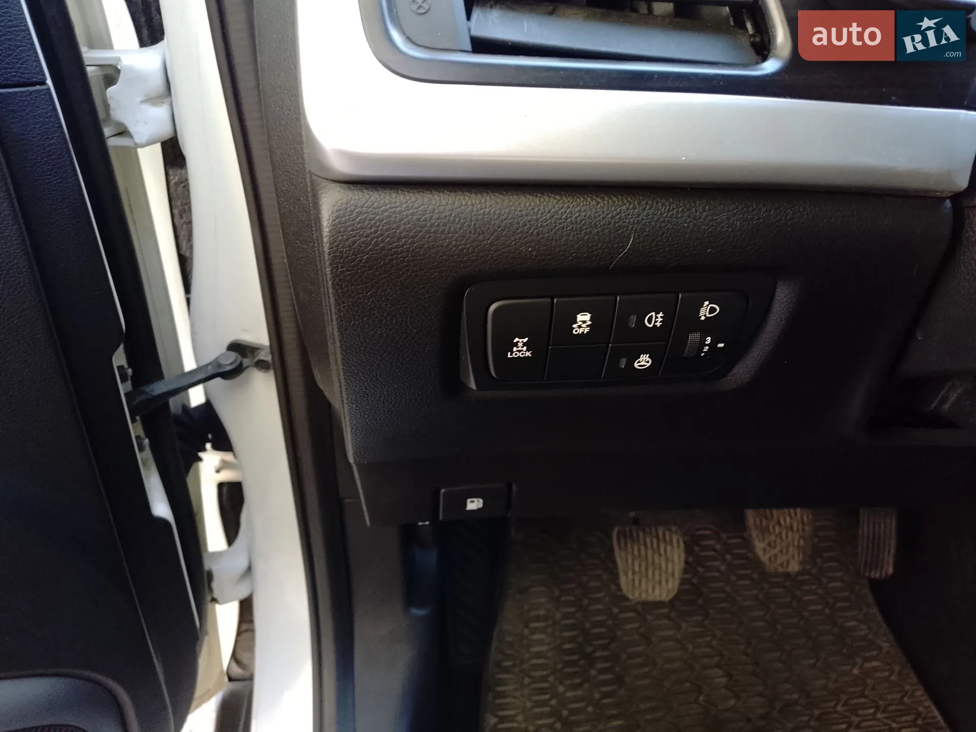 2014 SsangYong Korando - мініатюра 10