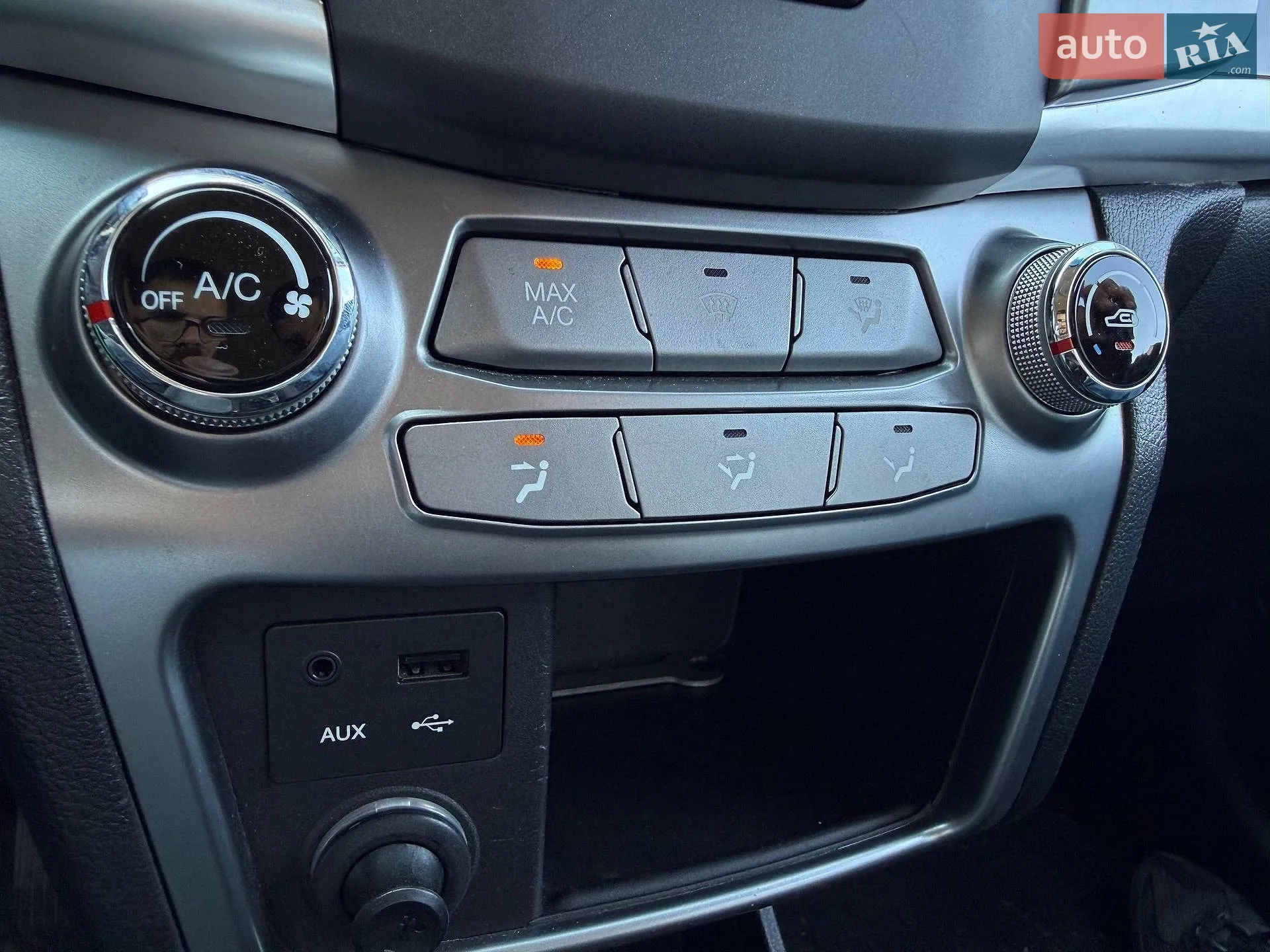 2014 SsangYong Korando - мініатюра 26