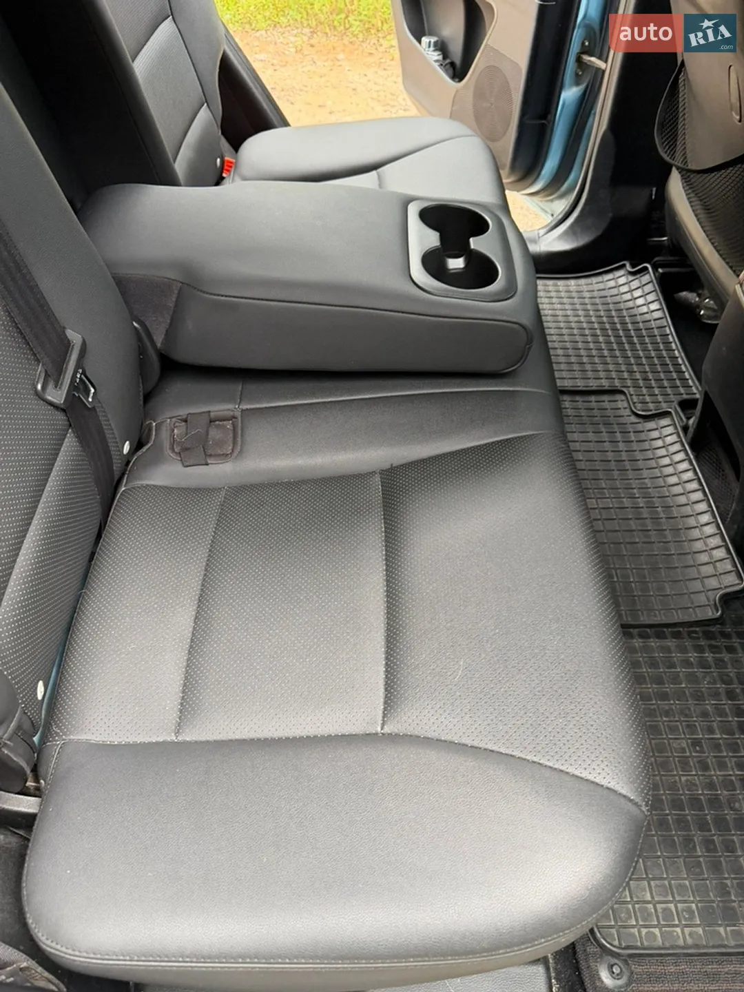 2011 SsangYong Korando - мініатюра 20