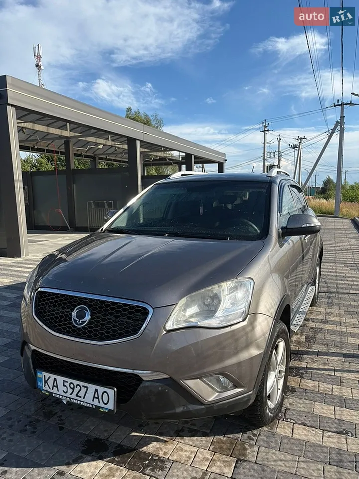 2011 SsangYong Korando - мініатюра 11