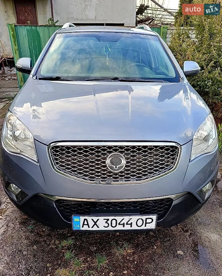 2011 SsangYong Korando - мініатюра 2