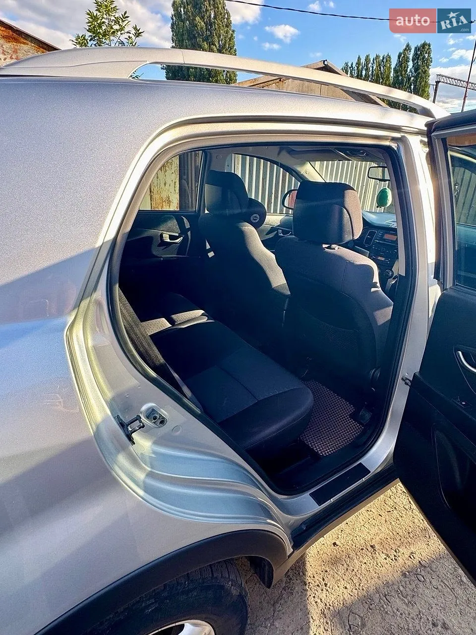 2011 SsangYong Korando - мініатюра 3