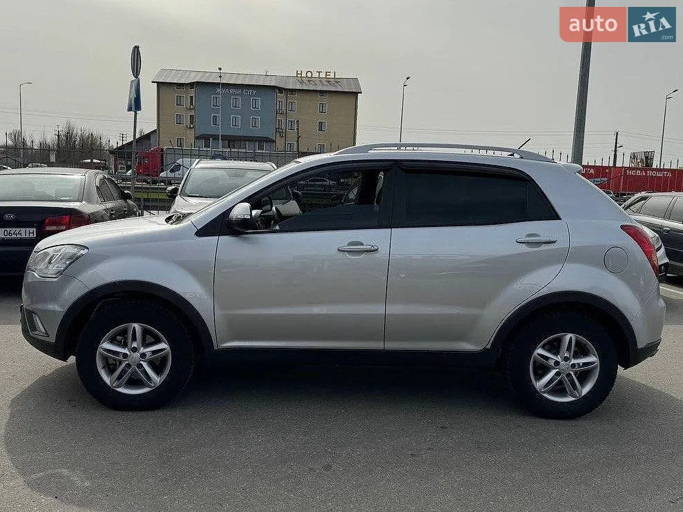 2011 SsangYong Korando - мініатюра 6