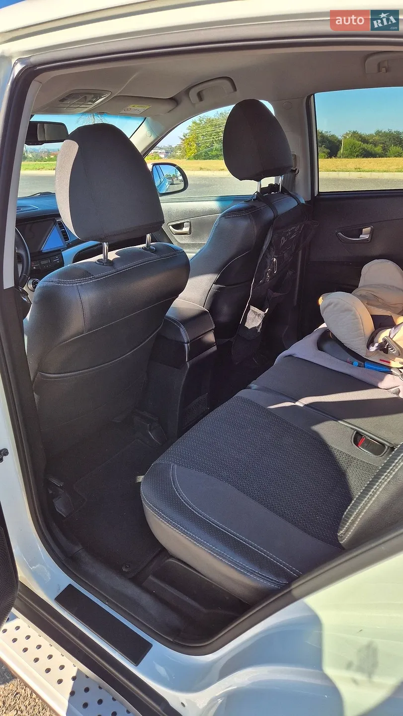 2013 SsangYong Korando - мініатюра 18
