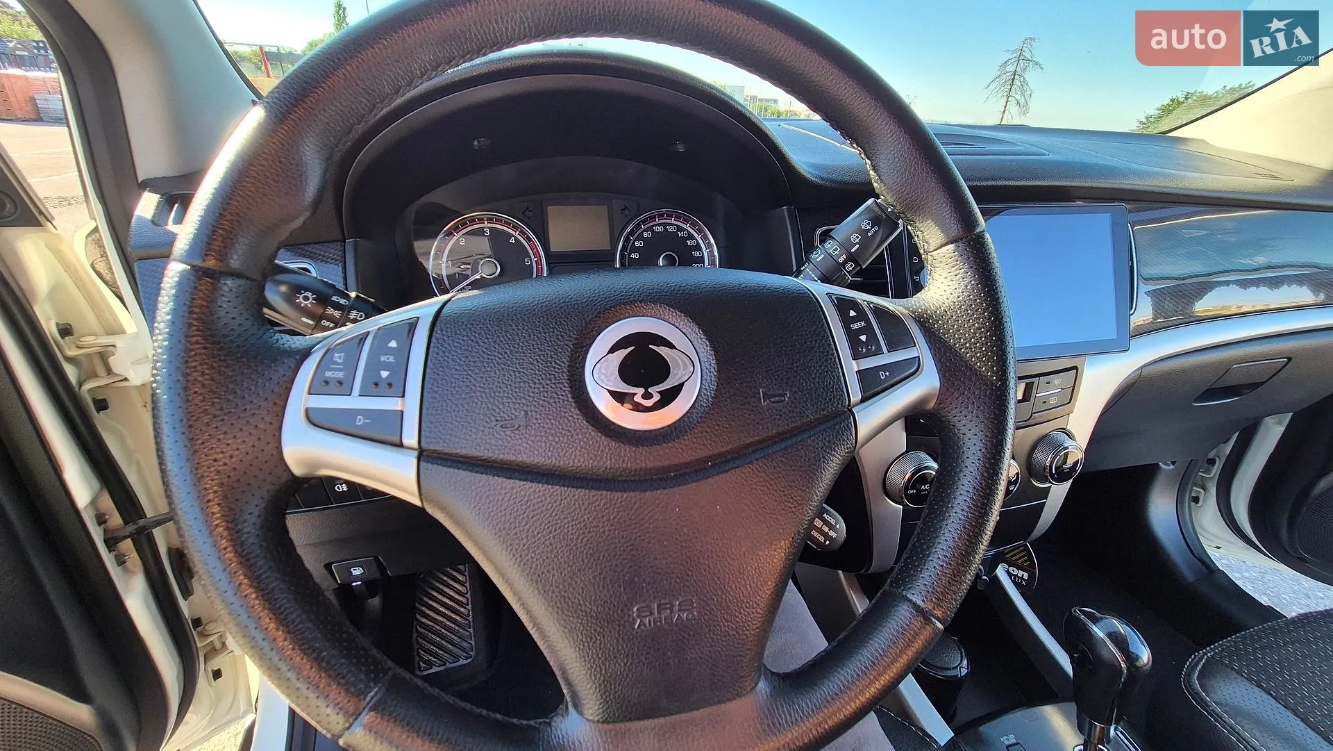 2013 SsangYong Korando - мініатюра 25