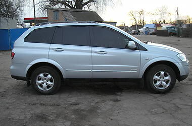 Позашляховик / Кросовер SsangYong Kyron 2010 в 