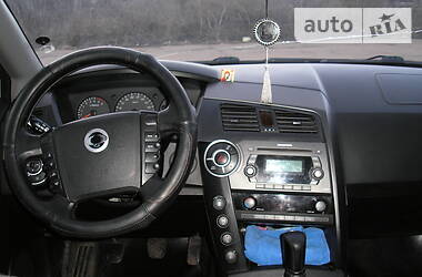 Позашляховик / Кросовер SsangYong Kyron 2010 в 