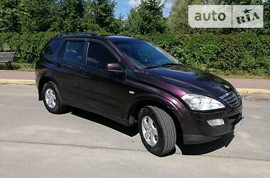 Позашляховик / Кросовер SsangYong Kyron 2010 в 