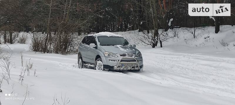 Позашляховик / Кросовер SsangYong Kyron 2010 в Києві