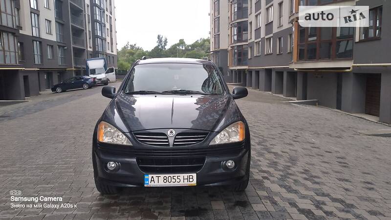 Внедорожник / Кроссовер SsangYong Kyron 2005 в 