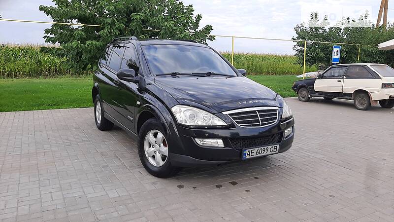 Внедорожник / Кроссовер SsangYong Kyron 2010 в 