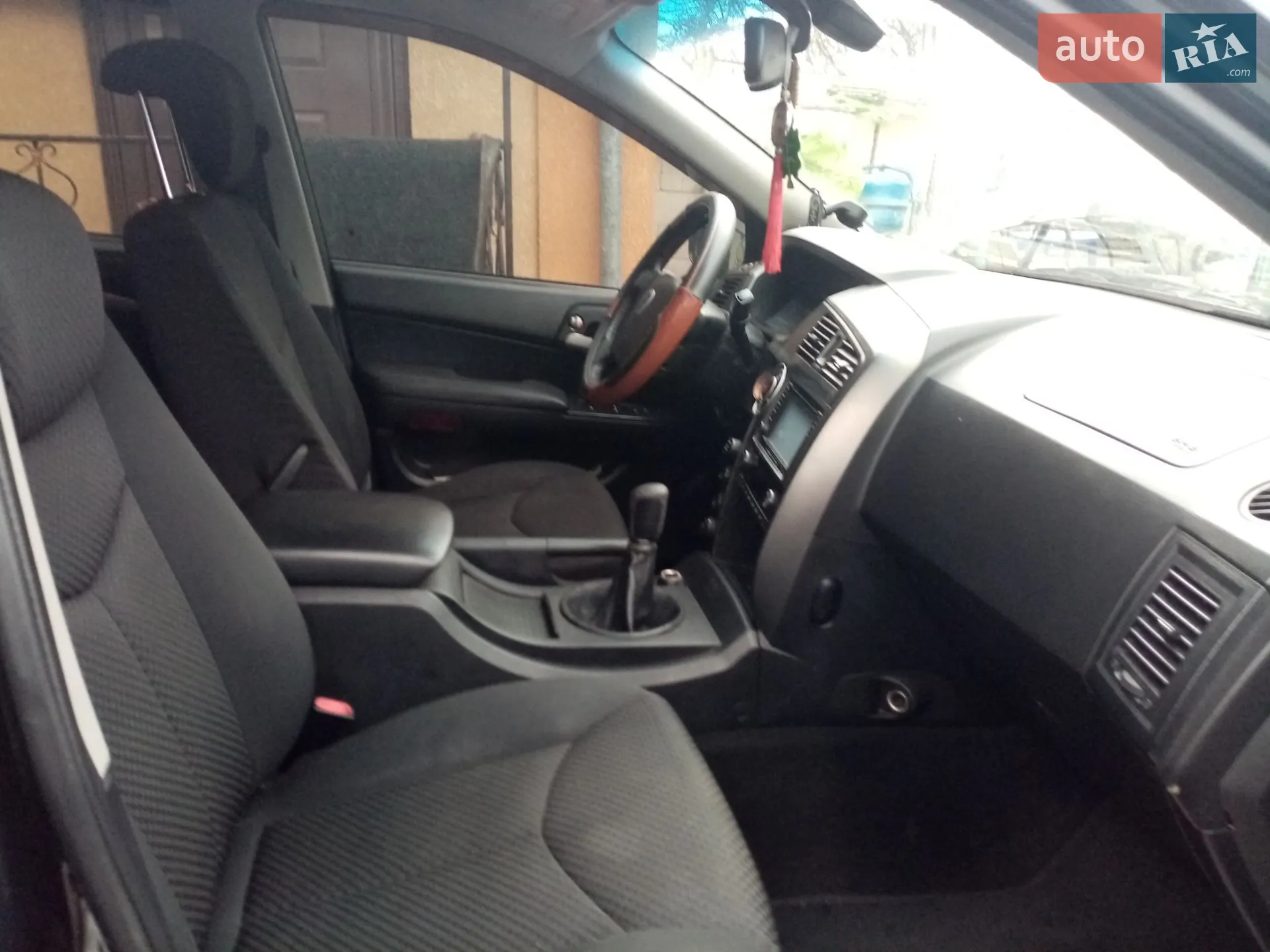 2010 SsangYong Kyron - мініатюра 11