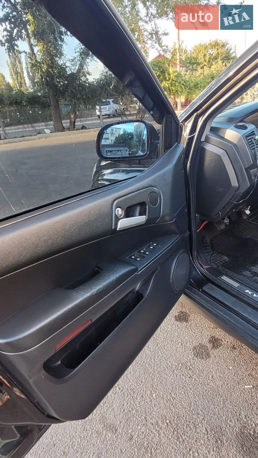 2010 SsangYong Kyron - мініатюра 7