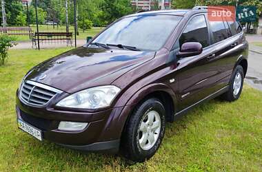 Внедорожник / Кроссовер SsangYong Kyron 2010 в Киеве