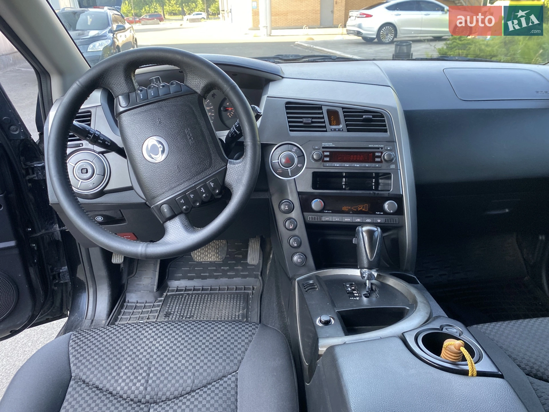 2012 SsangYong Kyron - мініатюра 8
