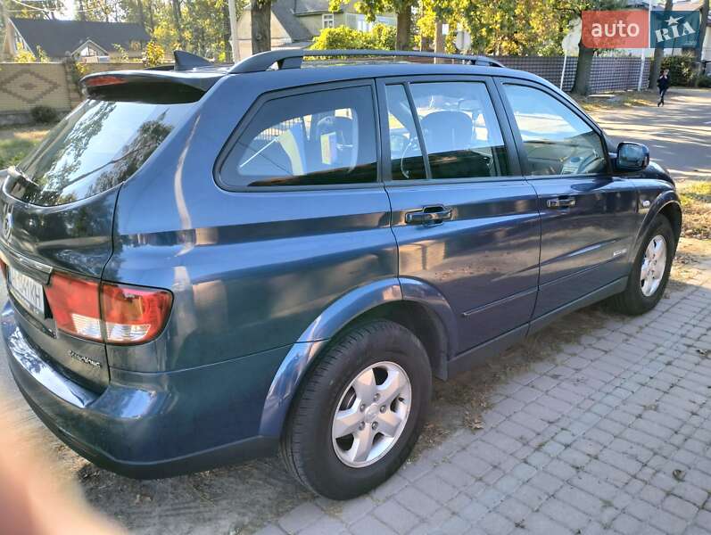 Внедорожник / Кроссовер SsangYong Kyron 2011 в Буче