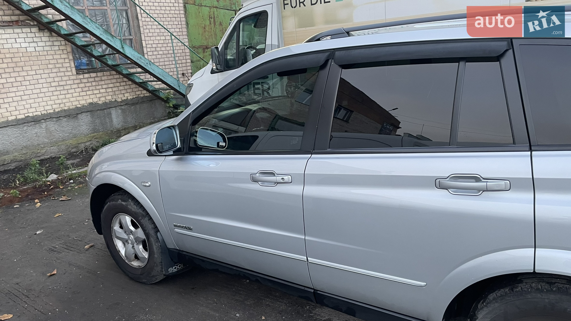 2010 SsangYong Kyron - мініатюра 5
