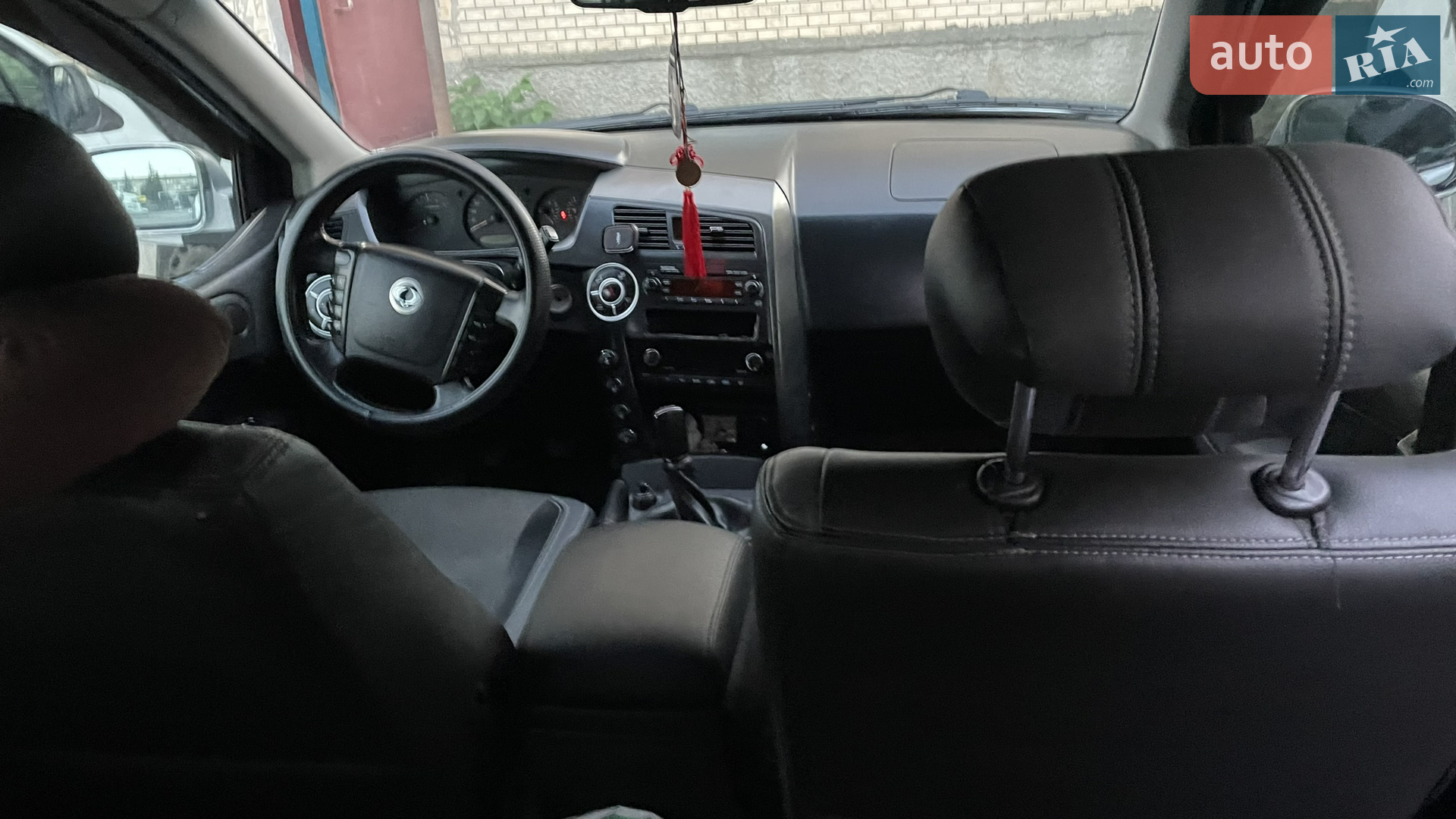 2010 SsangYong Kyron - мініатюра 20