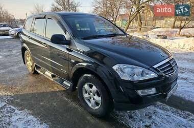 Позашляховик / Кросовер SsangYong Kyron 2010 в 