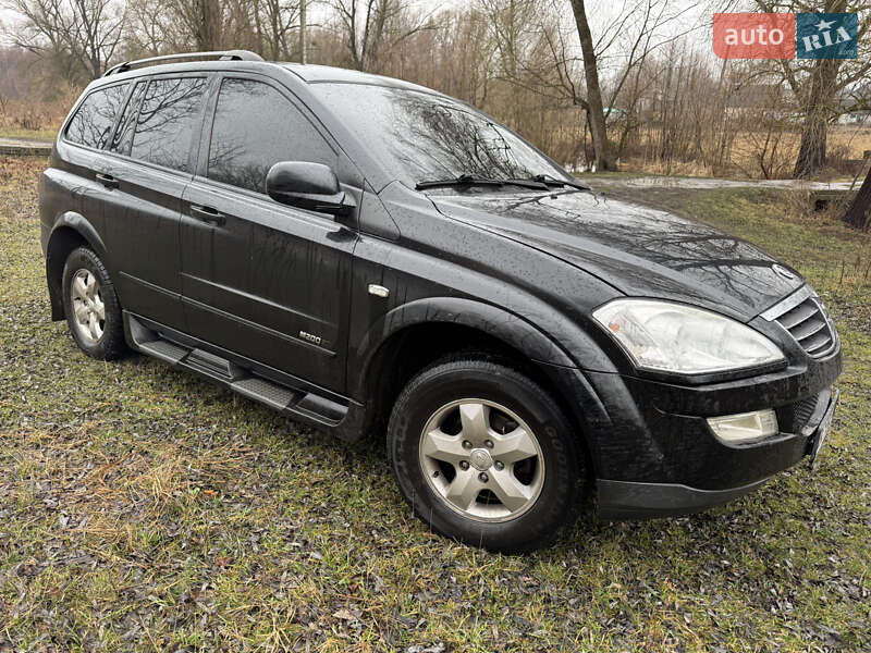 Позашляховик / Кросовер SsangYong Kyron 2010 в 