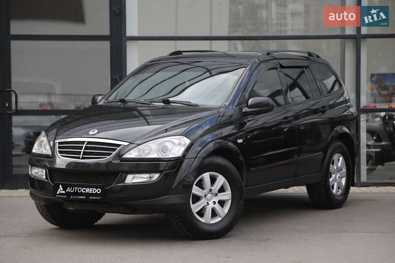 Внедорожник / Кроссовер SsangYong Kyron 2010 в 