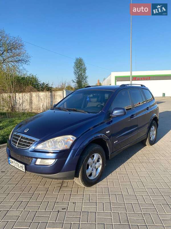 Внедорожник / Кроссовер SsangYong Kyron 2011 в Житомире