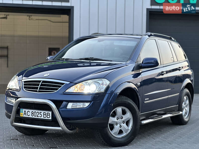 Позашляховик / Кросовер SsangYong Kyron 2011 в 