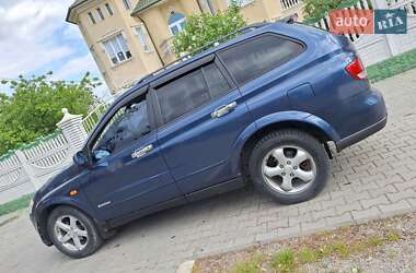 Позашляховик / Кросовер SsangYong Kyron 2008 в 