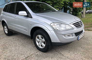 Позашляховик / Кросовер SsangYong Kyron 2012 в 