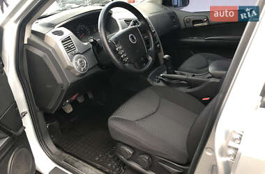 Позашляховик / Кросовер SsangYong Kyron 2012 в 