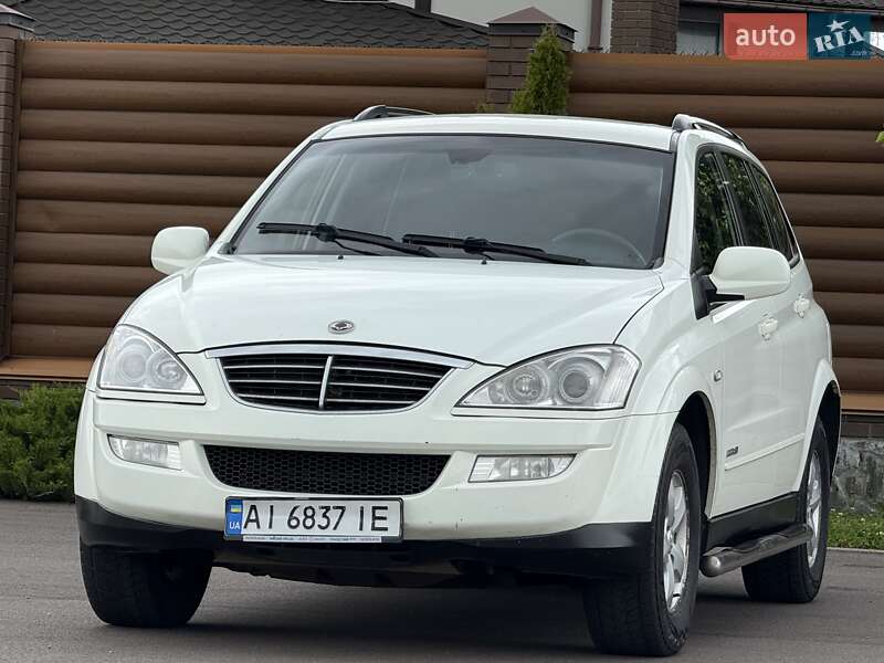 Внедорожник / Кроссовер SsangYong Kyron 2014 в 