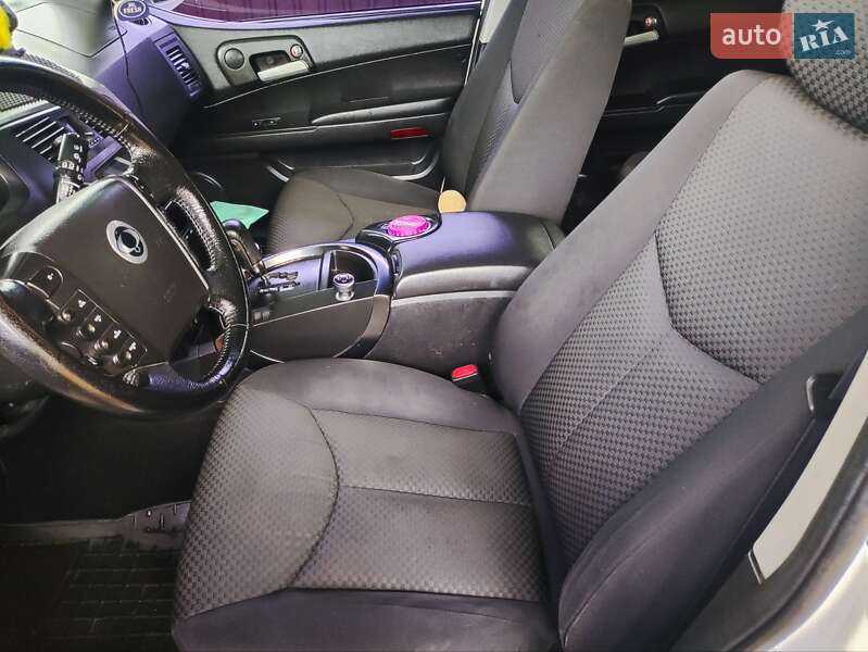 Внедорожник / Кроссовер SsangYong Kyron 2009 в Десне