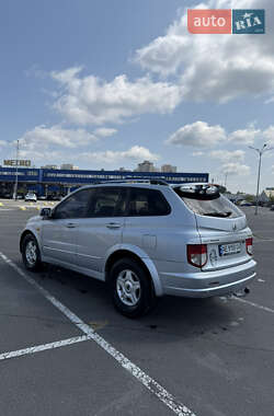 Внедорожник / Кроссовер SsangYong Kyron 2006 в 