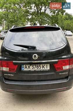 Внедорожник / Кроссовер SsangYong Kyron 2010 в 