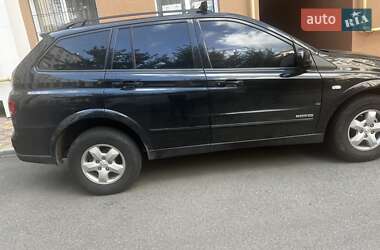 Внедорожник / Кроссовер SsangYong Kyron 2010 в 