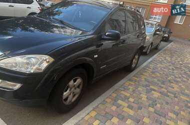 Внедорожник / Кроссовер SsangYong Kyron 2010 в 