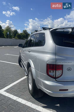 Внедорожник / Кроссовер SsangYong Kyron 2006 в 