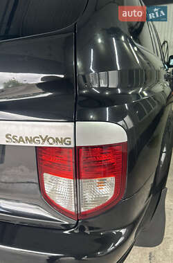 Внедорожник / Кроссовер SsangYong Kyron 2007 в 
