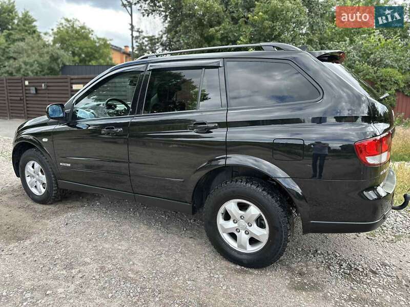 Внедорожник / Кроссовер SsangYong Kyron 2013 в Киеве