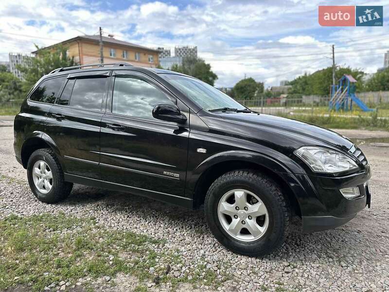 Внедорожник / Кроссовер SsangYong Kyron 2013 в Киеве