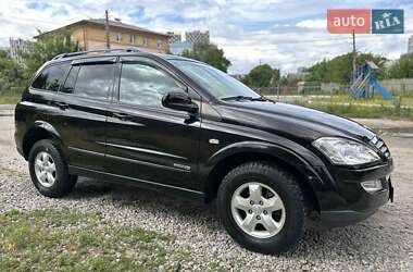 Внедорожник / Кроссовер SsangYong Kyron 2013 в 