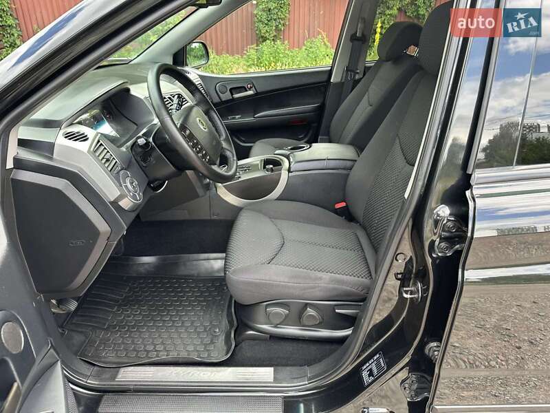 Внедорожник / Кроссовер SsangYong Kyron 2013 в Киеве