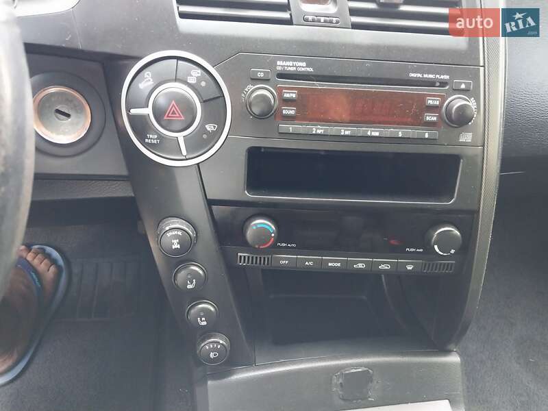 Внедорожник / Кроссовер SsangYong Kyron 2009 в Николаеве