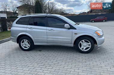 Внедорожник / Кроссовер SsangYong Kyron 2006 в 