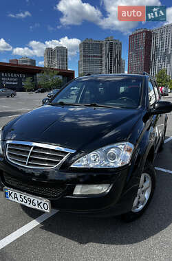 Внедорожник / Кроссовер SsangYong Kyron 2010 в 