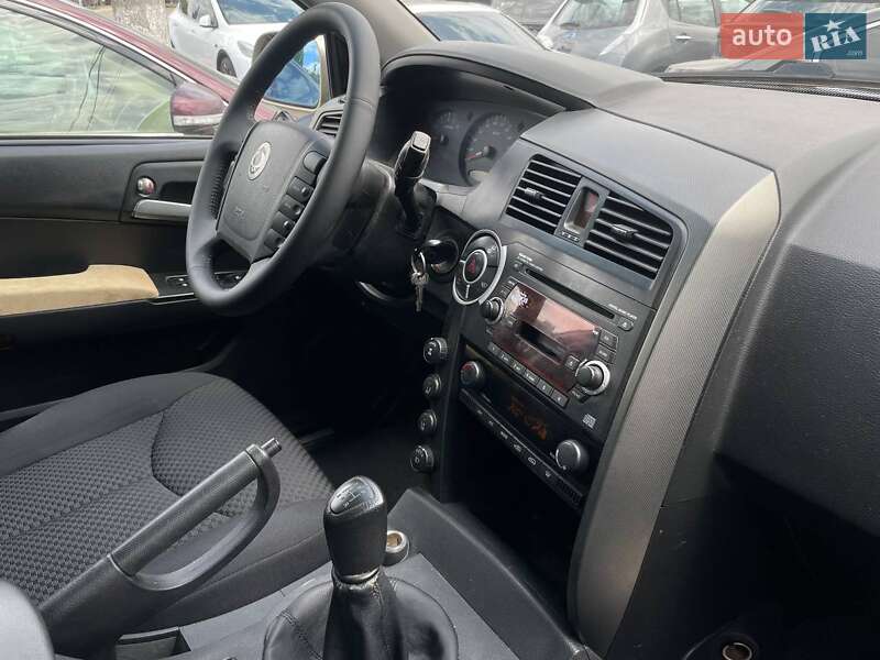 Внедорожник / Кроссовер SsangYong Kyron 2008 в Николаеве