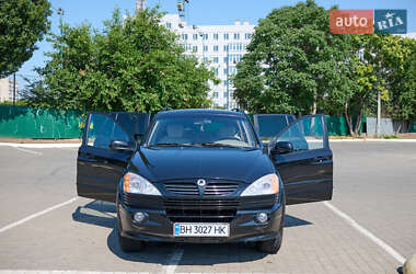 Внедорожник / Кроссовер SsangYong Kyron 2007 в 